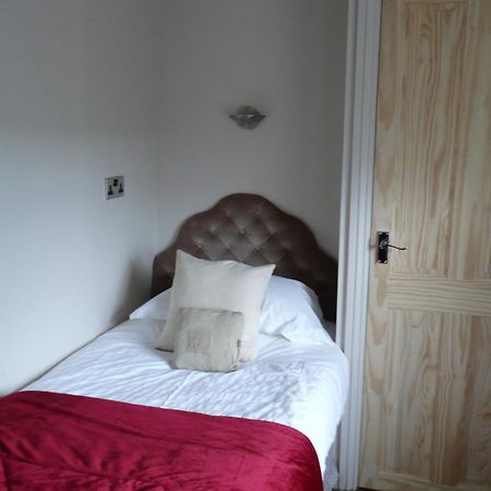 Hollybush Inn Greenhaugh Rom bilde